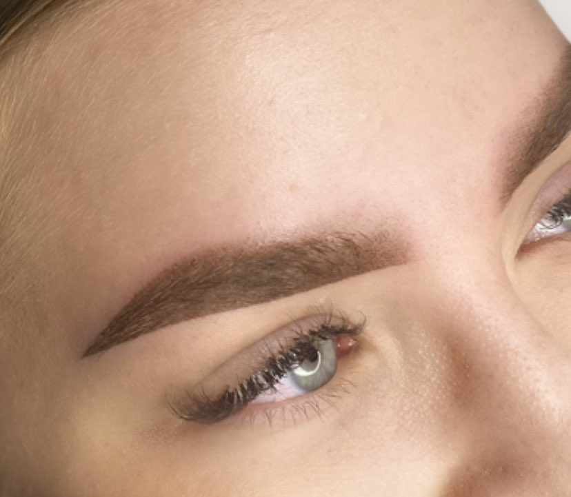 Ombre brows